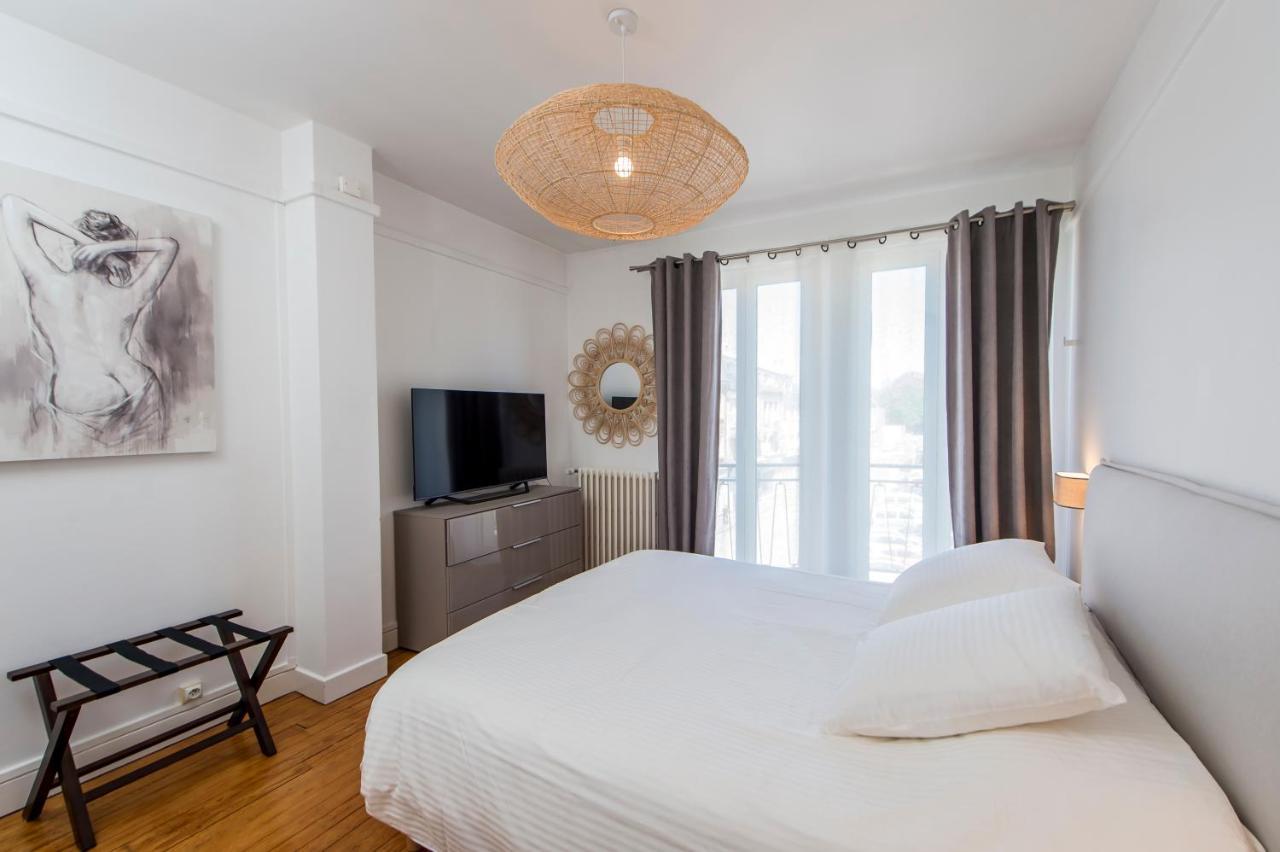 Suites Mana - Le Manaloft, Chic Et Moderne Avec Salle Privee De Fitness En Plein Centre-Ville De Rethel Exteriér fotografie